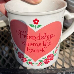 Friendship Warms The Heart Cup